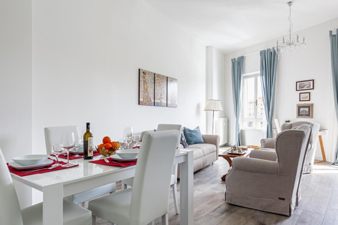 Lungarno Elegant Apartment With Panoramic Balcony Pisa Exterior photo